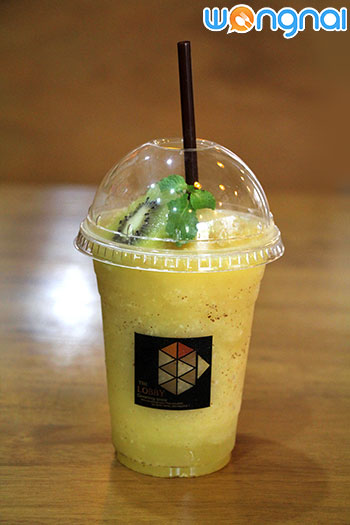 อิ่มอร่อยกับเบเกอรี่โฮมเมดรสเลิศที่  The Lobby