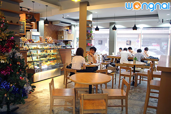 อิ่มอร่อยกับเบเกอรี่โฮมเมดรสเลิศที่  The Lobby
